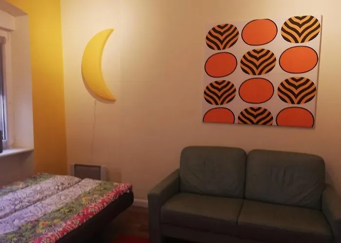 Shoe Styling Apartment *